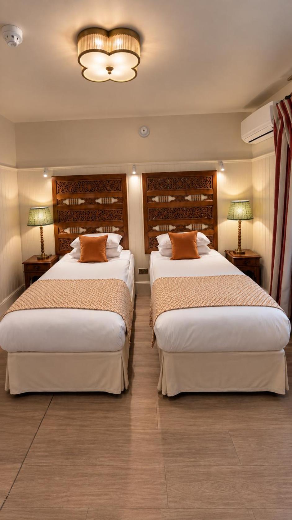 Luxury Twin Room