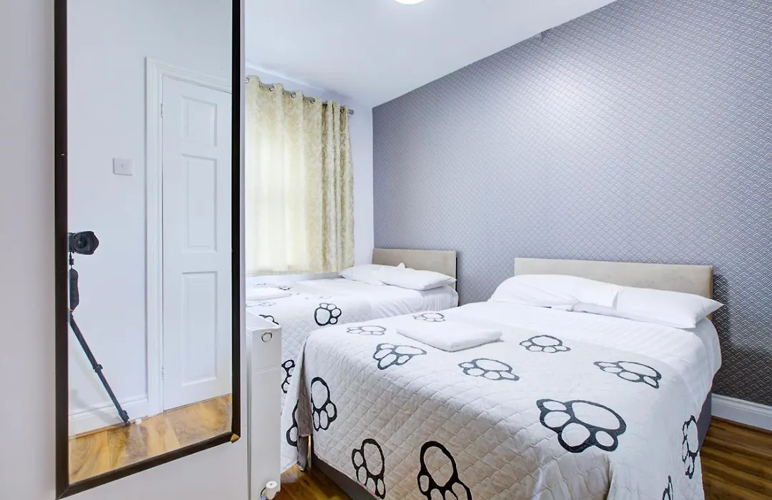 King Hotel-1