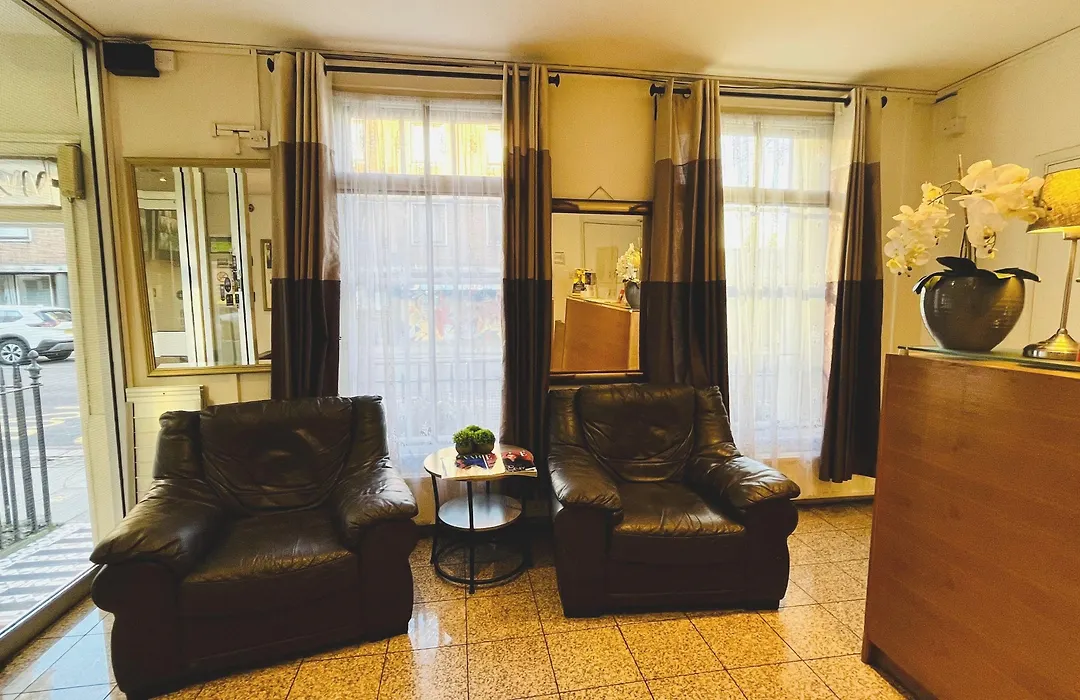 Arriva Hotel-1