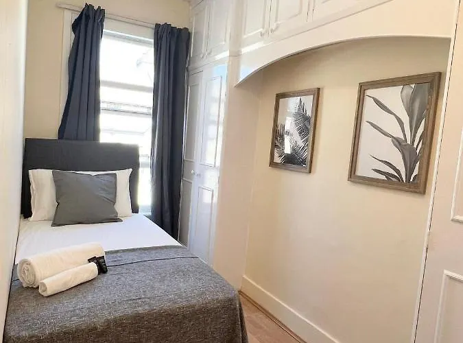 ホテルAmazing New House In ロンドン