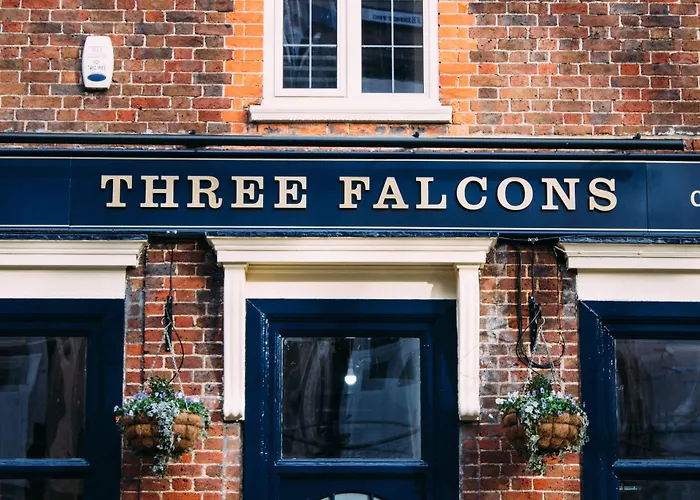Three Falcons ロンドン