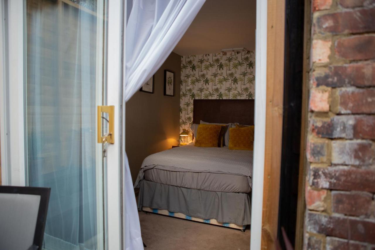The Pear Tree Hotel London, London Best Rates & Deals on London ...